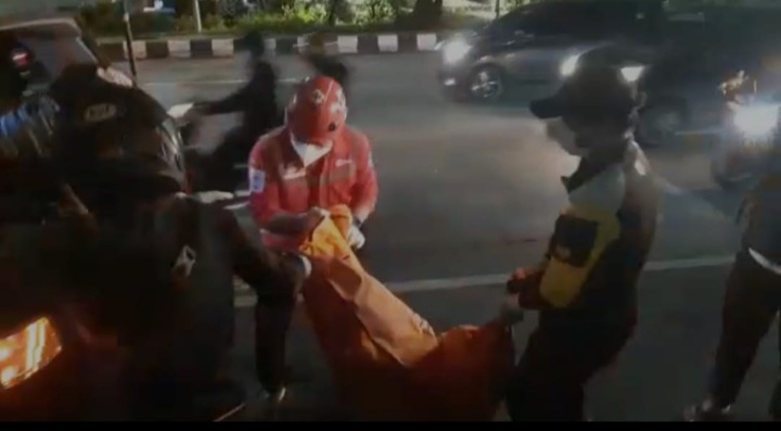 Wanita Tewas Tertabrak Kereta Jemursari Surabaya