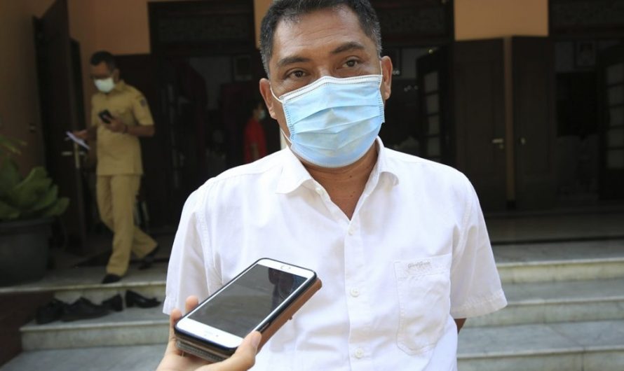 Warga yang Bekerja dan Keluar Masuk Surabaya Wajib Bawa SIKM