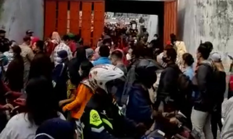 Peserta Vaksin G10N Membludak, PSI Minta Pemkot Memecah Sentra Vaksinasi