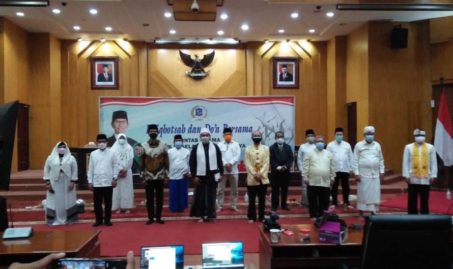 Covid-19 Mengganas, DPRD Surabaya Gelar Istighotsah Virtual dan Doa Lintas Agama