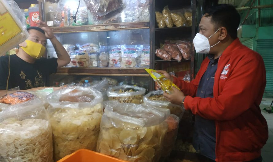 Jelang Nataru, Anas Karno Pantau Harga Kebutuhan Pokok di Pasar Genteng