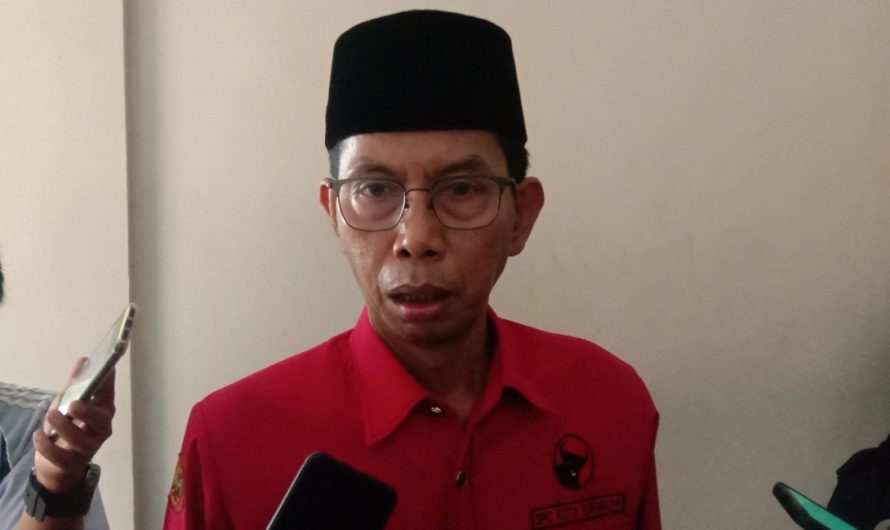 Target Pemilu 2024 Menang, DPC PDI Perjuangan Lantik PAC se-Surabaya