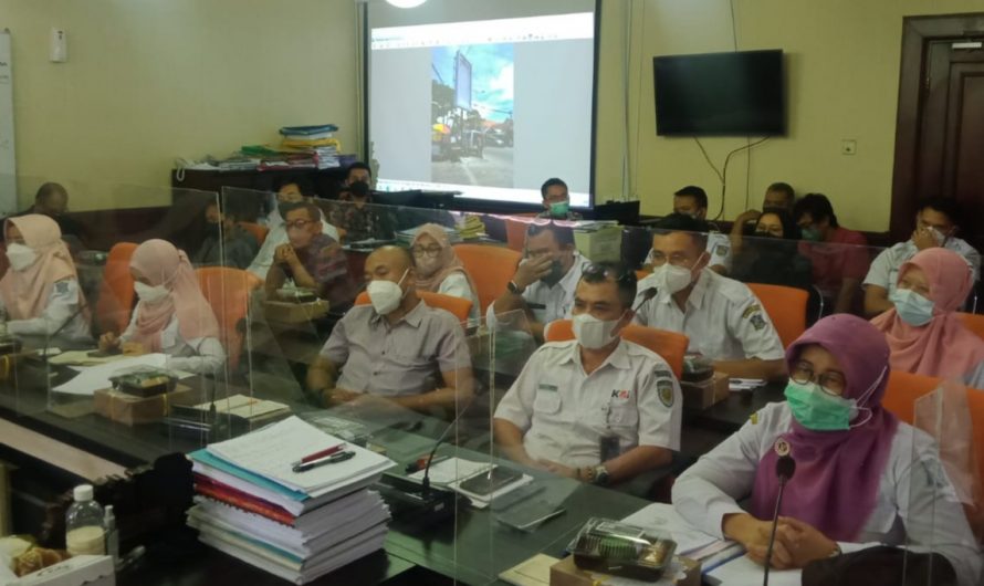 Langgar Aturan SIPR, Reklame di Pacar Keling Terancam Dibongkar