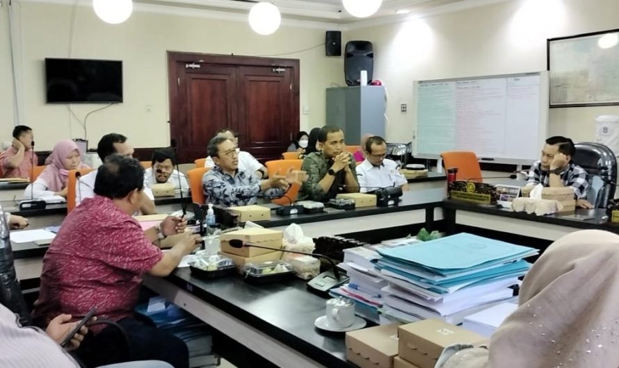 Dampak Rehab Pipa Jalan Aspal Rusak, Komisi C Panggil Dirut PDAM Surya Sembada Surabaya