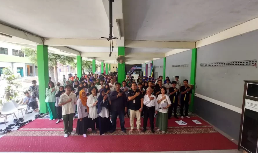 KPU Surabaya Berikan Penyuluhan Pemilu di SMA Mahardika