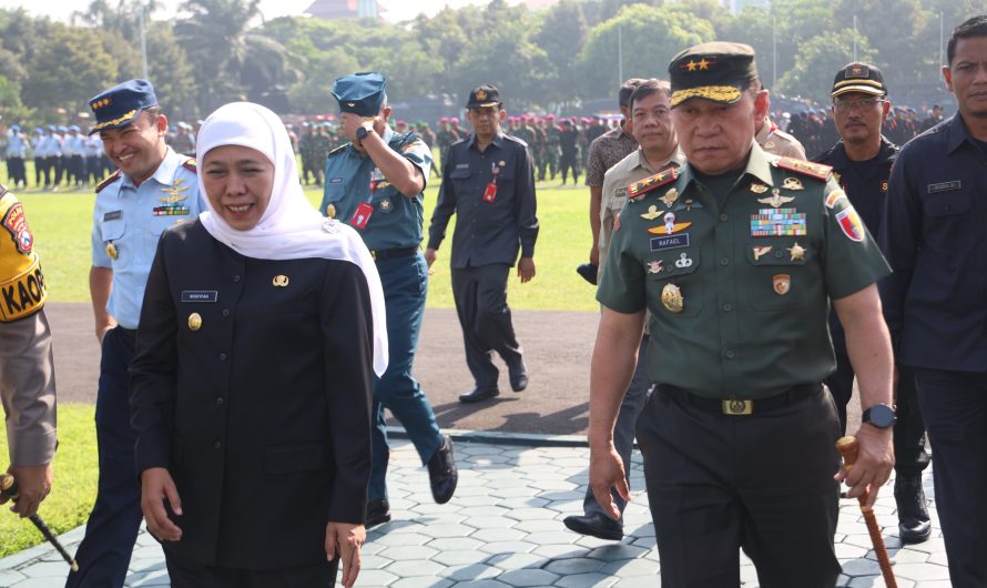 Mayjen TNI Rafael Granada Baay Hadiri Apel Gelar Ops Lilin Semeru 2023