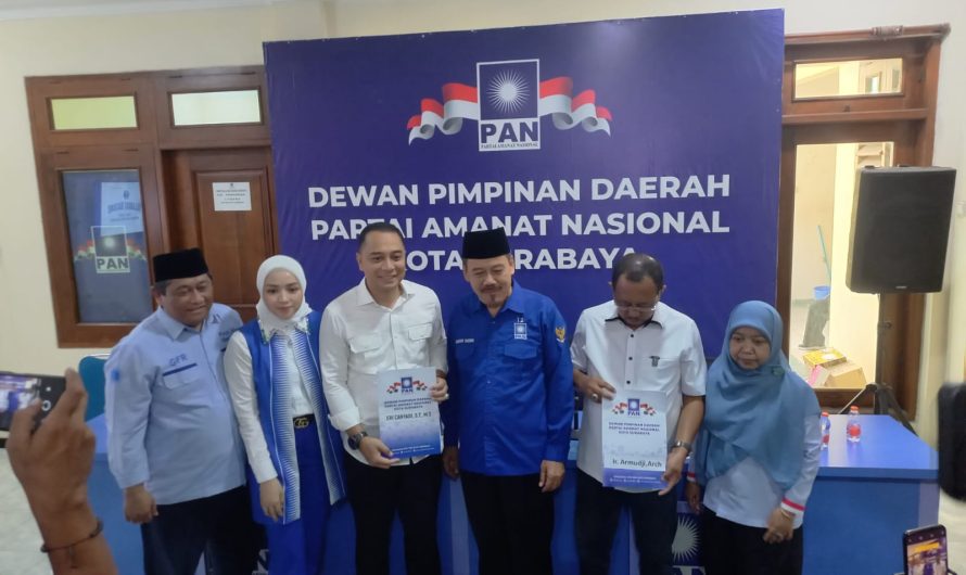 Eri Cahyadi-Armuji Daftar Bacawali dan Bacawawali ke PAN Kota Surabaya 