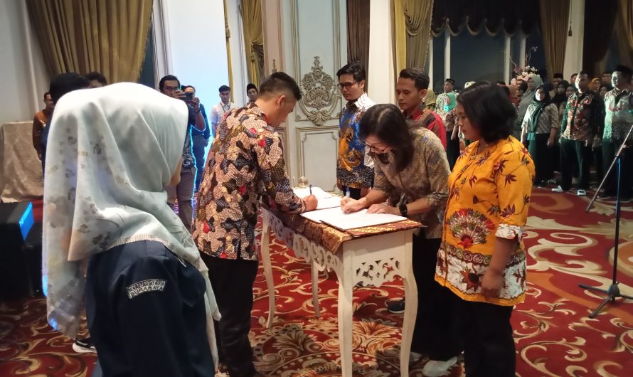 Pilkada Serentak 2024,KPU Surabaya Lantik PPS Diminta Jaga Integritas