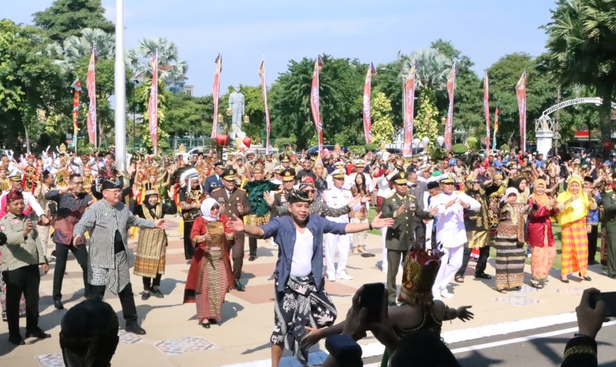 Kemeriahan Peringatan Harlah Pancasila 2024 di Grahadi Surabaya 