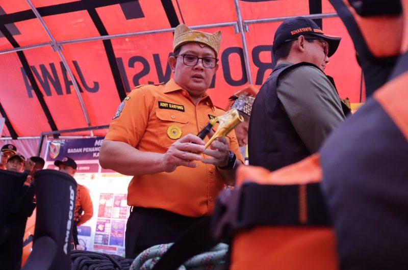 Adhy Karyono Dorong Manfaatkan Teknologi Early Warning System Serta Ketersedian Logistik Bencana Jatim Sangat Penting