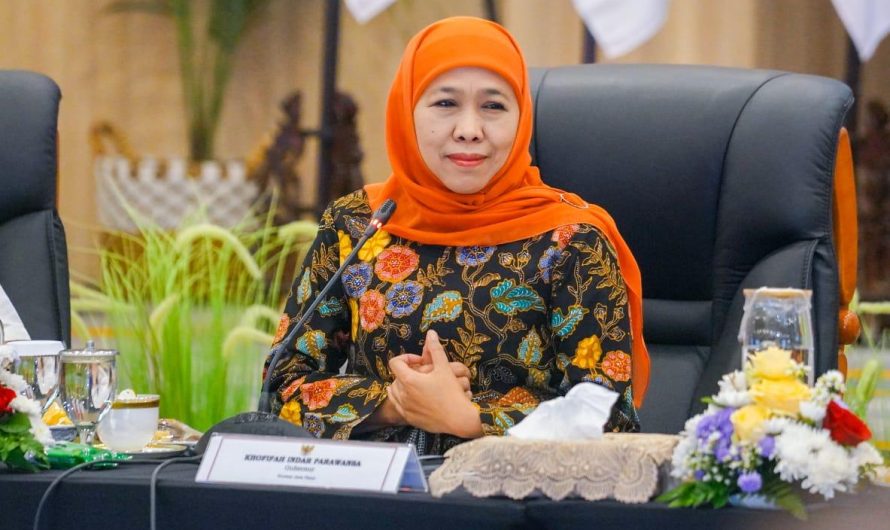 Jatim Dikukuhkan 100% Bebas Perilaku Buang Air Besar Sembarangan, Gubernur Khofifah Optimis Jadi Pelopor Transformasi Sanitasi Nasional