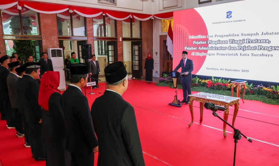 Wali Kota Eri Resmi Lantik Lilik Arijanto Jadi Sekda Surabaya