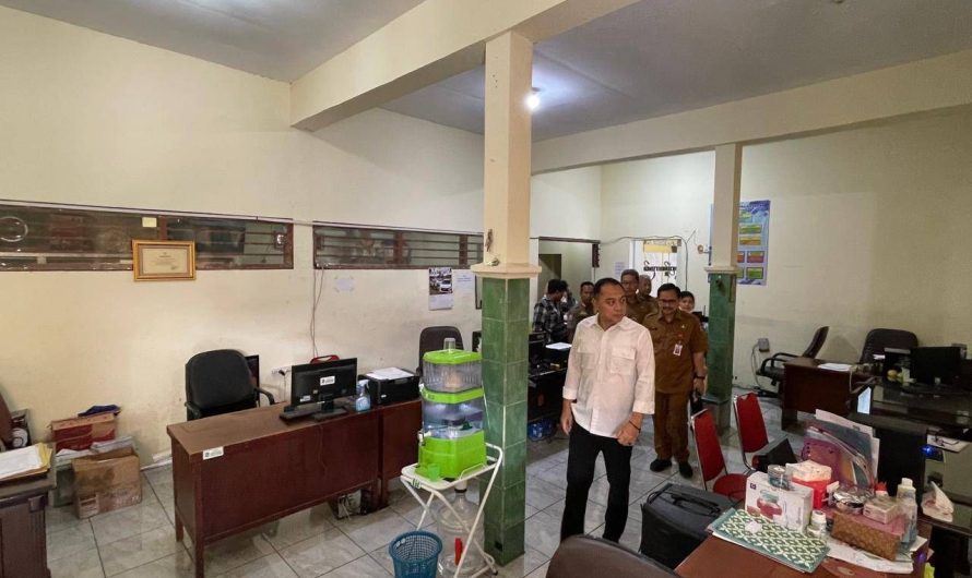 Wali Kota Eri Imbau Pimpinan Pelayanan Publik Harus Kasih Contoh Disiplin Anak Buahnya