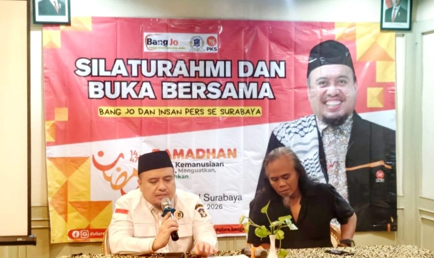 Johari Mustawan Gelar Buka Puasa Bersama Insan Pers, Soroti Pemblokiran KTP Warga Surabaya