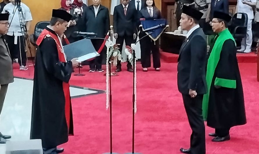 Syaifuddin Zuhri Resmi Ketua DPRD Kota Surabaya 2024–2029