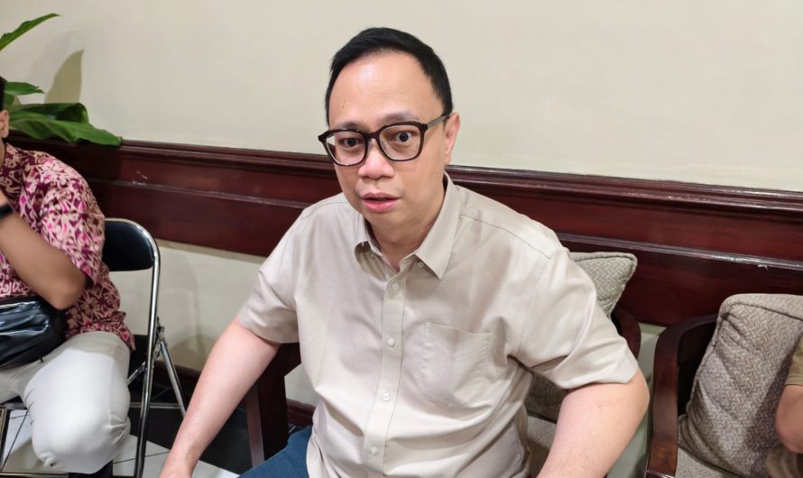Josiah Michael Soroti Infrastruktur Kampung Surabaya Barat dan Sengkarut Data Bansos