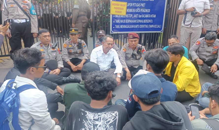 Desak KPK Usut Jampidsus Febrie Adriansyah,BEM Nusantara dan Ormas Madas Geruduk Kejati Jatim